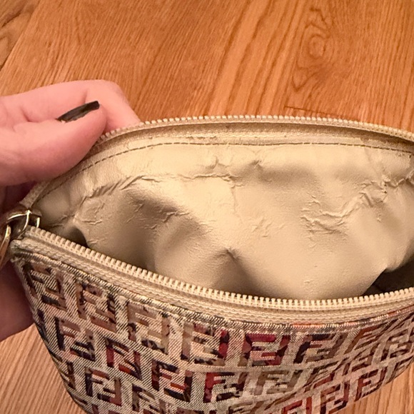 FENDI Zucchino Vitello Floral Forever Cosmetic Pouch - Picture 12 of 15